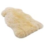 Del Carro de Ovejas a la Mesa: Análisis y Comparativa de los Mejores Quesos de Oveja y Embutidos Artesanales