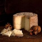 Queso Gamoneu del Valle: Un Análisis Exhaustivo de su Sabor y Calidad en la Comparativa de los Mejores Quesos de España